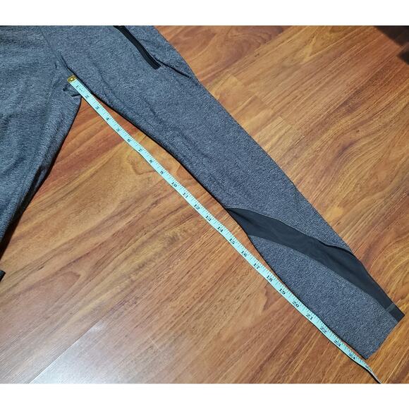 lululemon Inspire Tight II Deep Coal Grey Mesh Marled Grey with Pink Band Size 4 - Picture 10 of 11